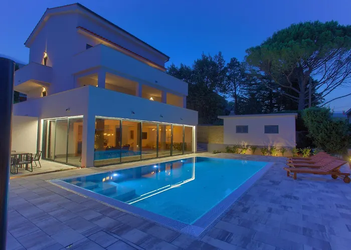 Elegant Chiara With Pool Villa Krk Town