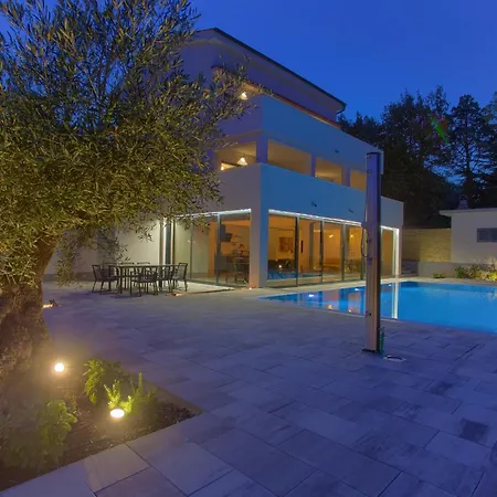 Elegant Chiara With Pool Villa Krk Town