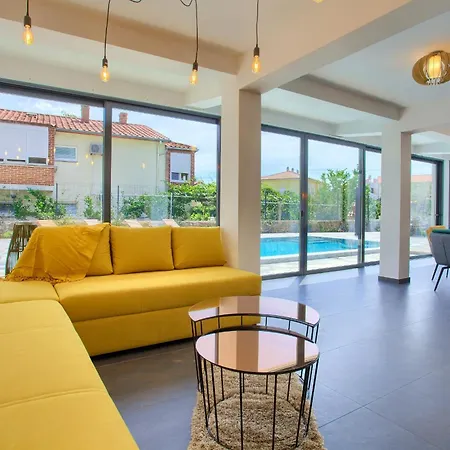 Elegant Chiara With Pool Villa Krk Town